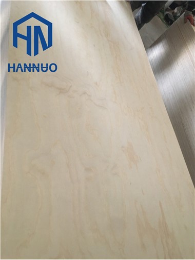 Nábytková doska Radiata Pine Viacvrstvová preglejka z čínskej továrne